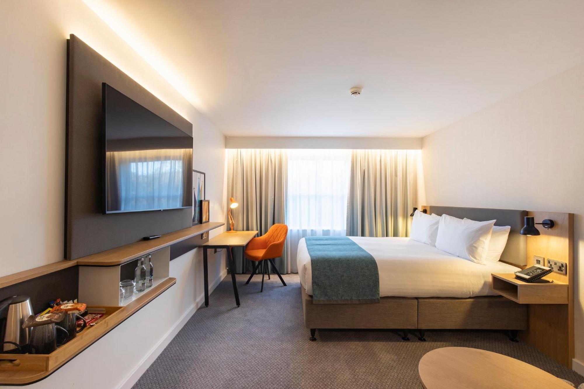 Holiday Inn Bristol Airport By Ihg Redhill  Экстерьер фото